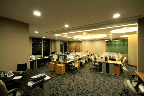 COLDWELL BANKER OFFICE ONYX TOWER